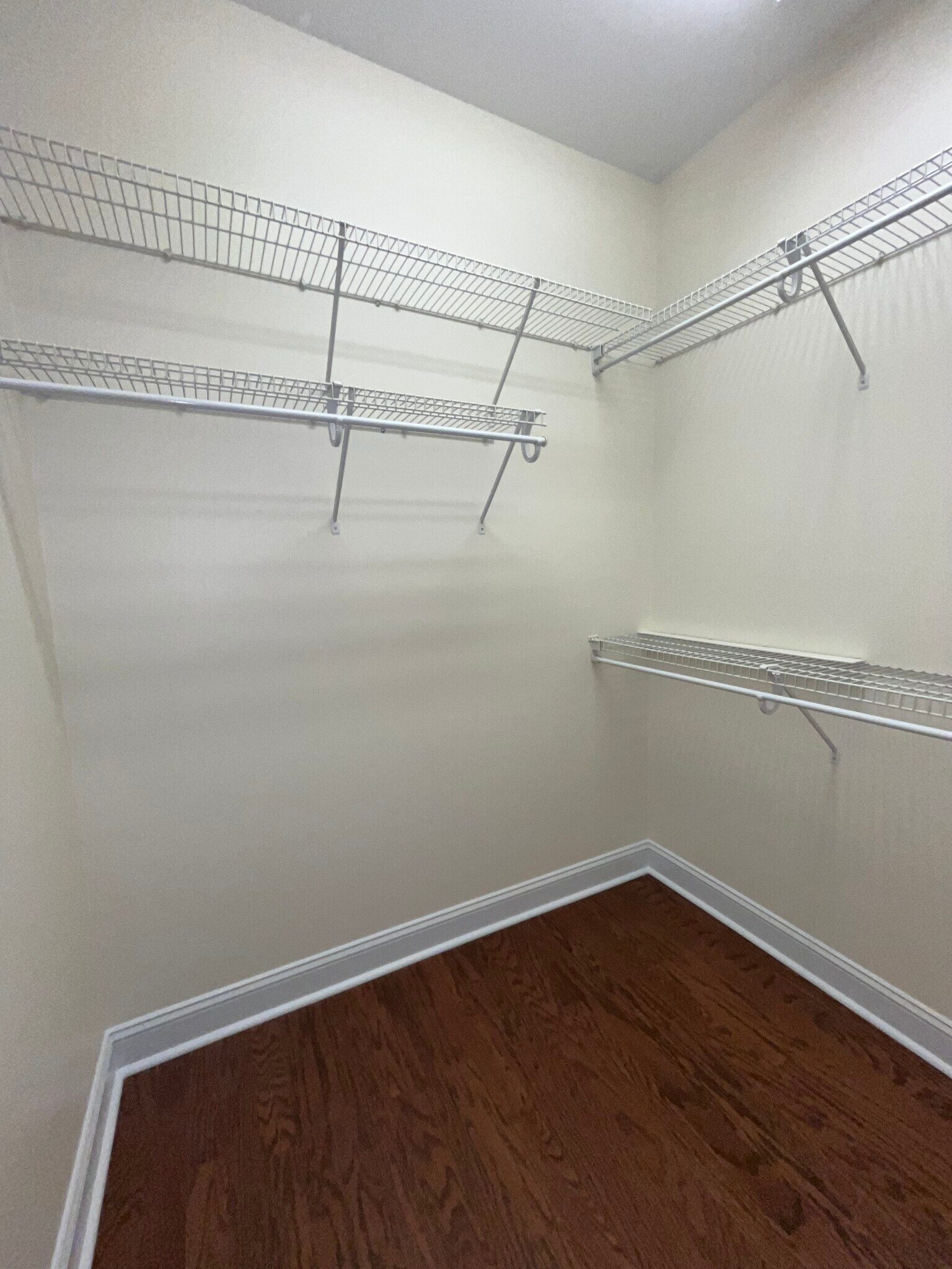 Building Photo - 212 Fountainhead Ln