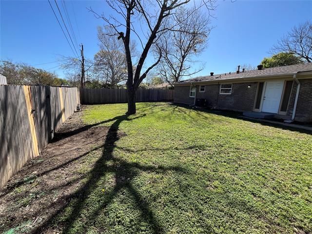 Building Photo - 926 Warren Way