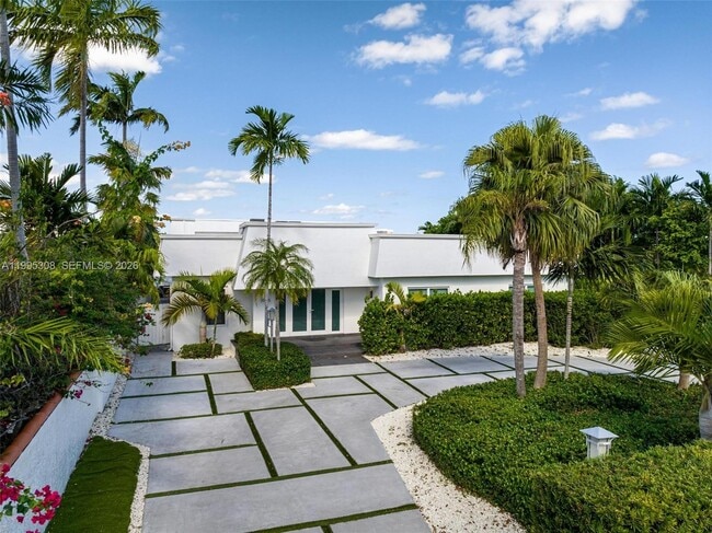 Building Photo - 1055 Stillwater Dr