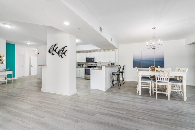 Building Photo - 105 Pulsipher Ave