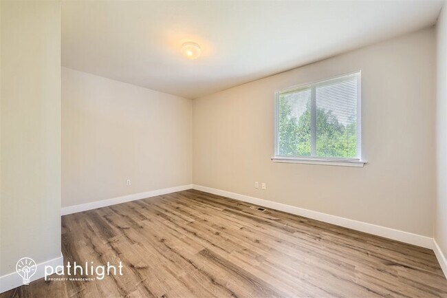 Building Photo - 18308 SE 260th Pl