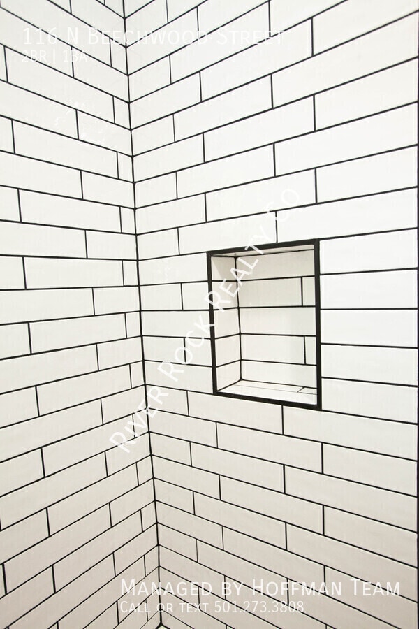 Building Photo - 116 Beechwood St