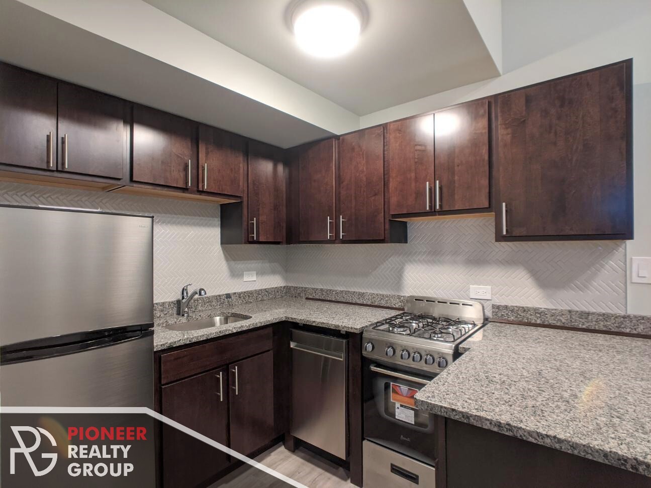 Building Photo - 1437 N Dearborn St