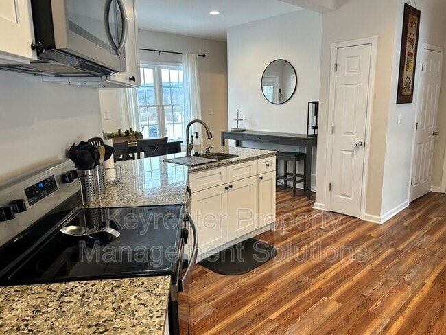 Building Photo - 301 Purdue St