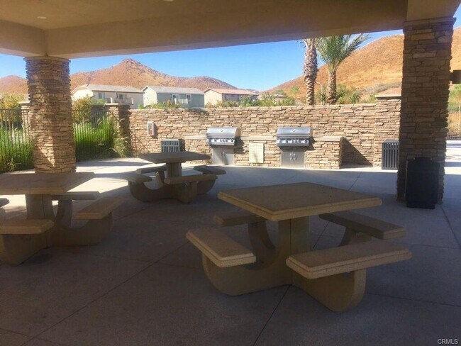 Building Photo - 34212 Woodmont