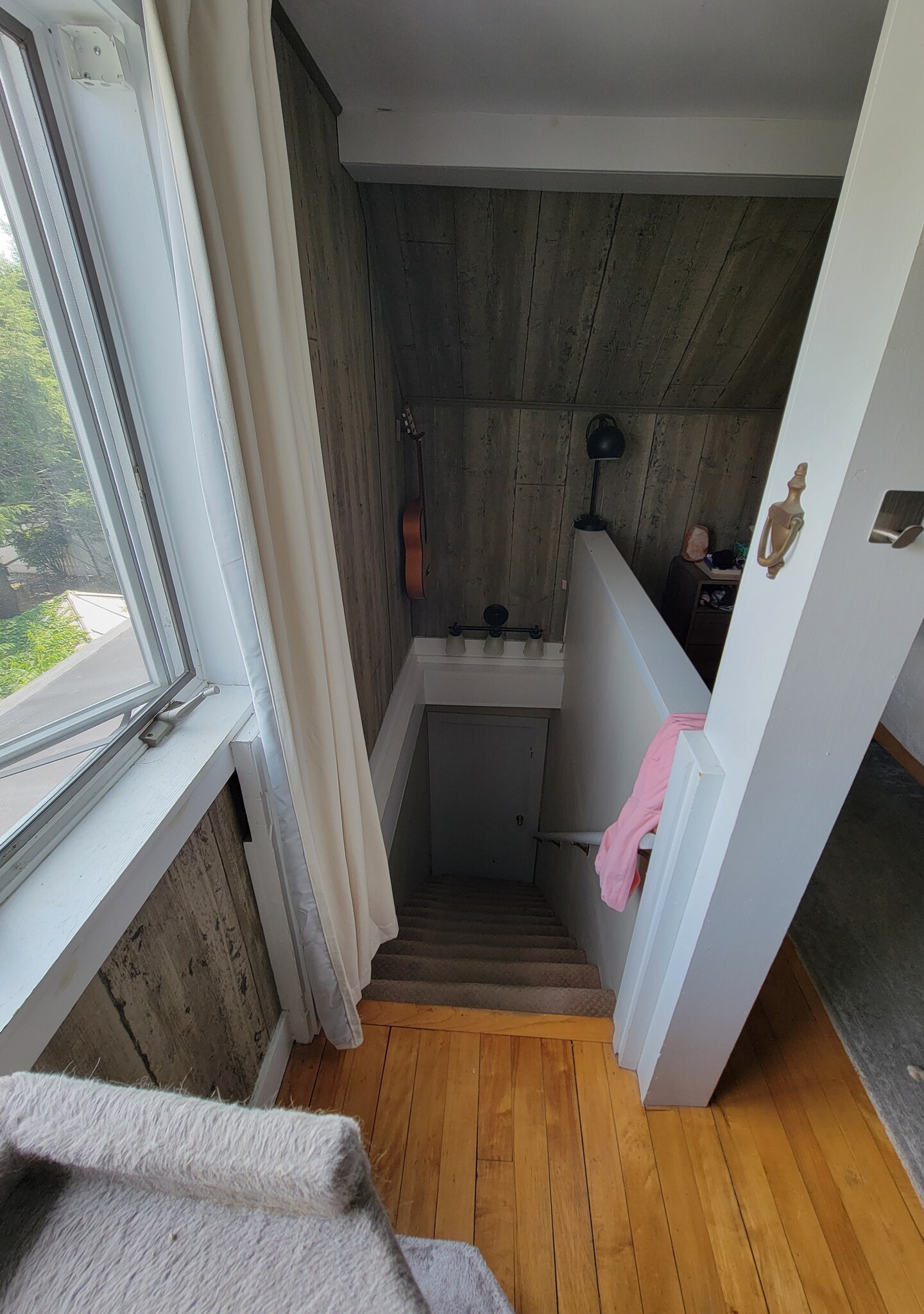 Room 1 private entrance - 90 North St