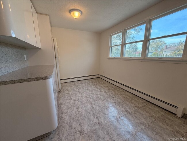 Building Photo - 3535 Park Ave