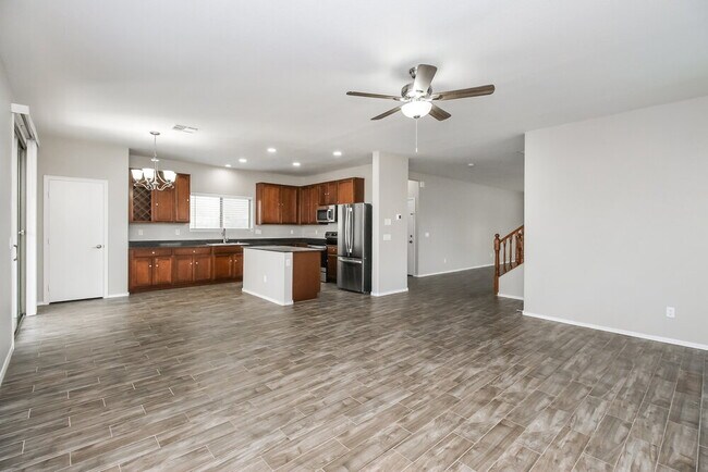 Building Photo - 21142 E Duncan St