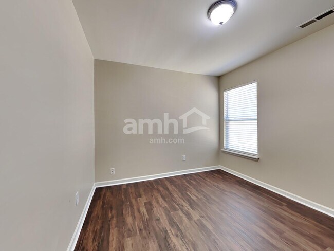 Building Photo - 318 Salkahatchie St