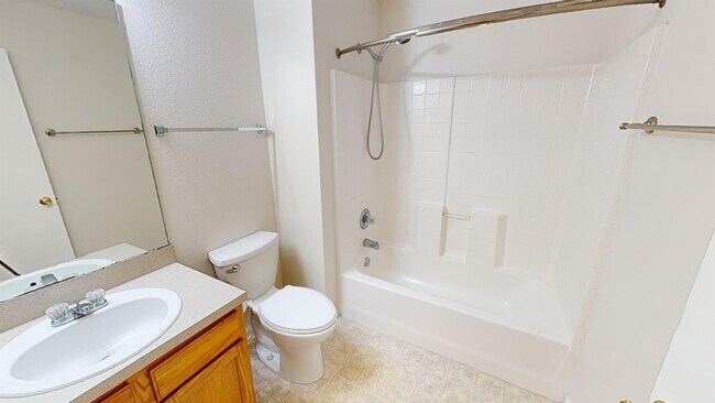 Building Photo - 5 Ryland Pl