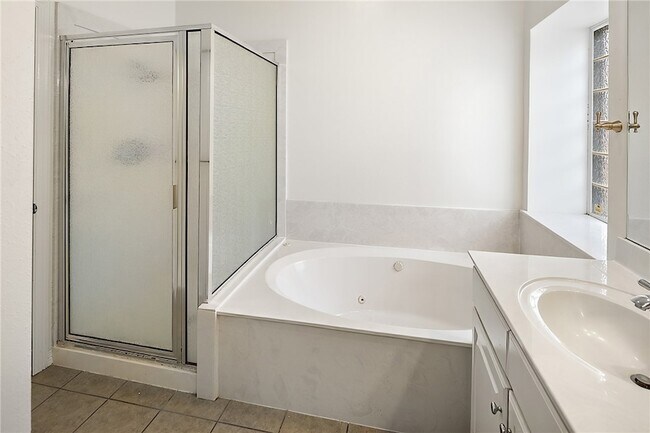 Building Photo - 3209 Salzburg Ct