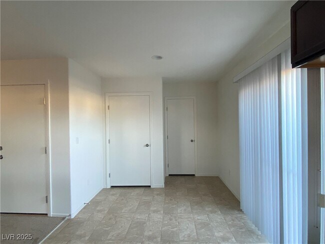 Building Photo - 4948 Quest Tribe St