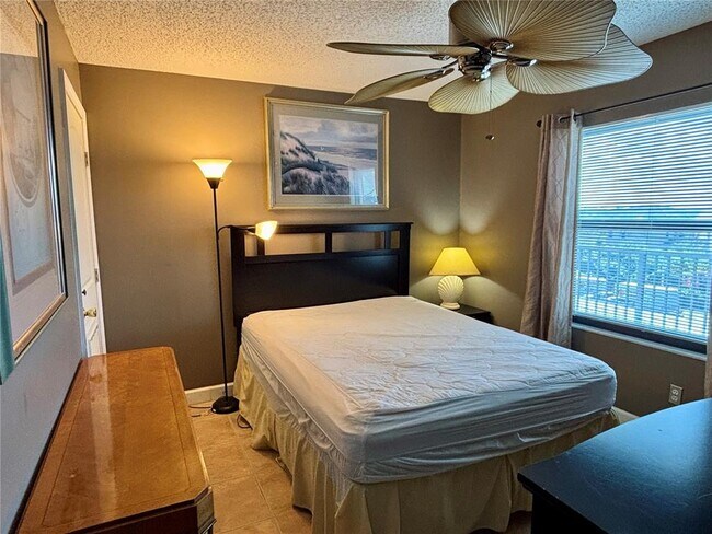 Building Photo - 3100 Ocean Shore Blvd