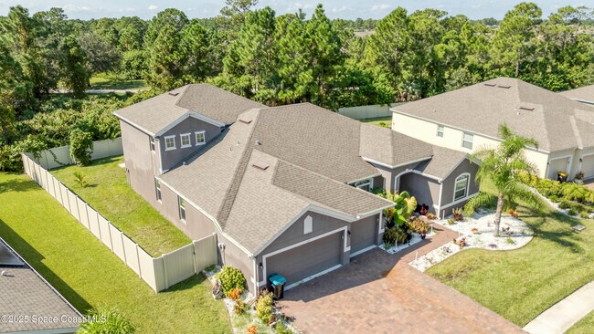 Building Photo - 632 Stonebriar Dr