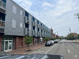 Building Photo - 806 W Cary St