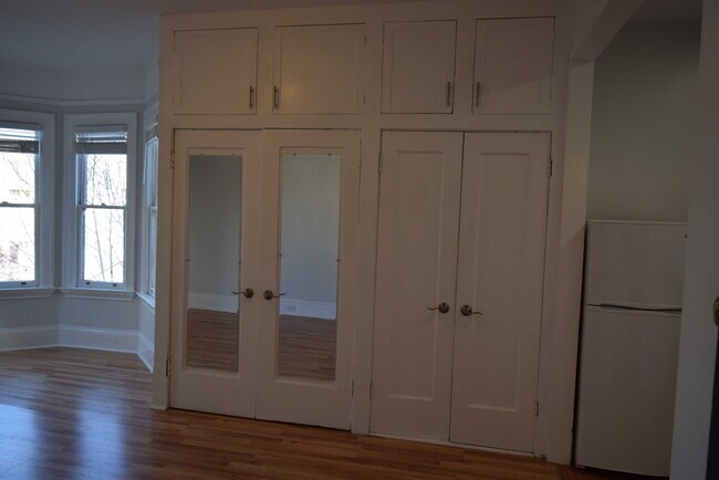 Building Photo - 1200 Haight St