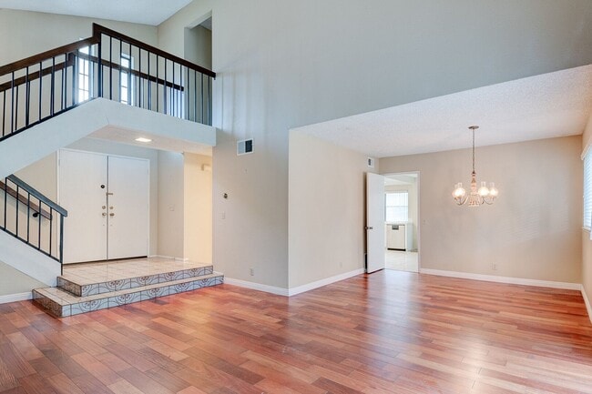 Building Photo - 20 Comanche Cir