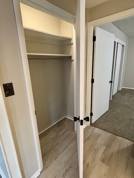 Building Photo - 2379 Table Rock Rd