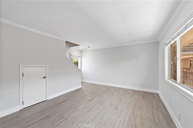 Building Photo - 2037 S Coast Hwy