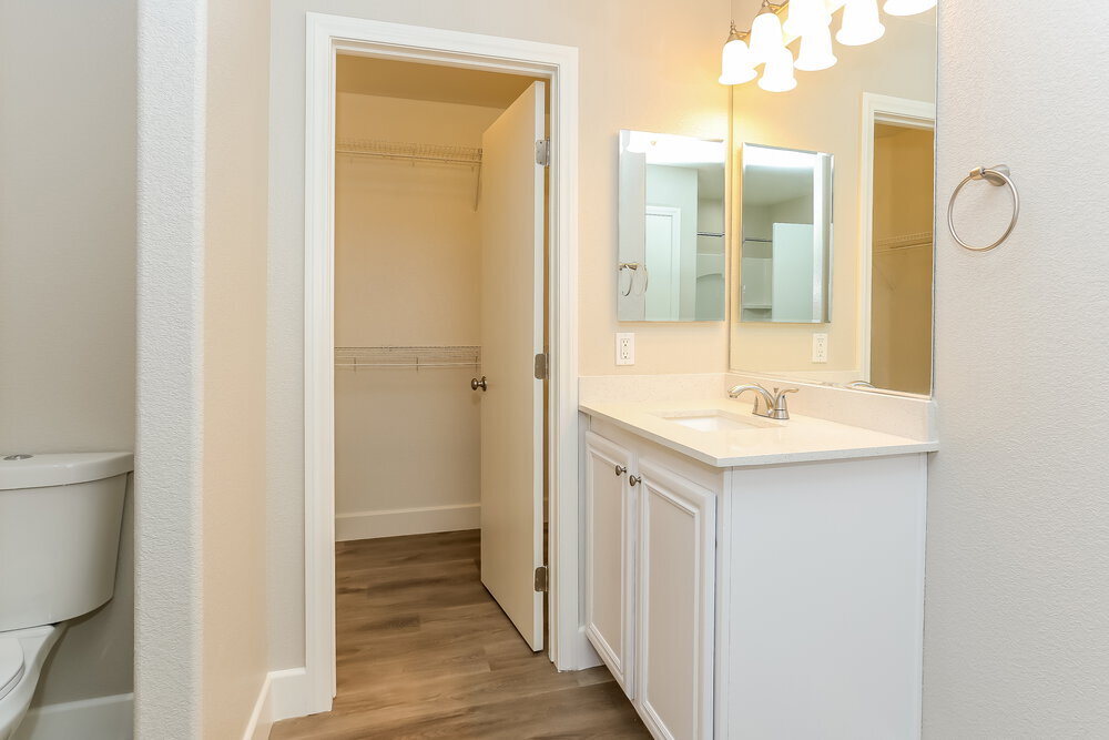 Building Photo - 10751 W Broxden Junction Ave