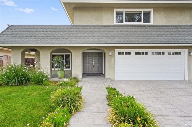 Building Photo - 6215 Hesperia Ave