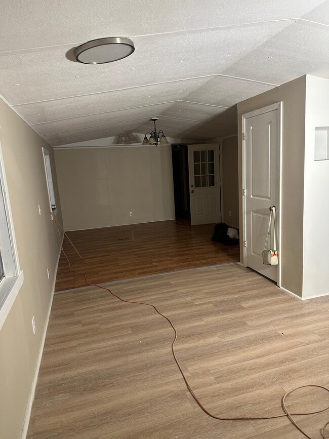 Building Photo - Bryson Mobile Home