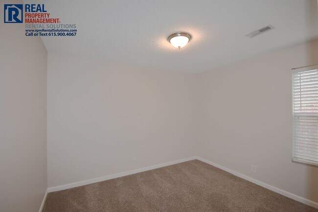 Building Photo - Adorable 3BD 2BA in north Murfreesboro w/ ...