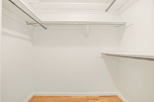Building Photo - 52 Sherwood Pl