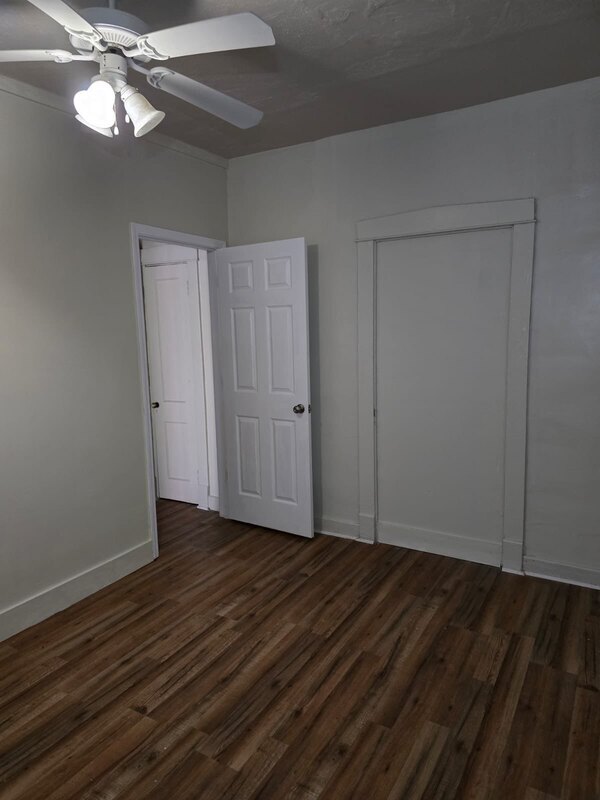 Building Photo - 1728 Wilson Ave