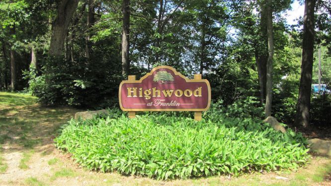 Building Photo - 183 Highwood Dr.