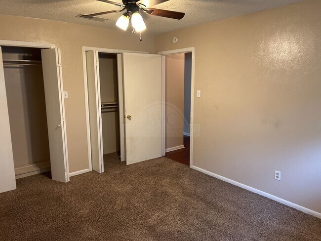 Building Photo - 1013 Kathey Dr