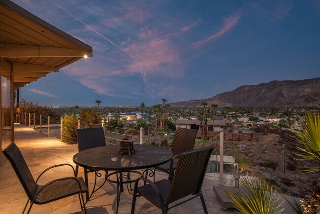 Building Photo - 17 Cahuilla Hills Dr