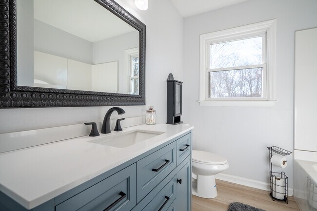 Building Photo - 110 Peabody Rd