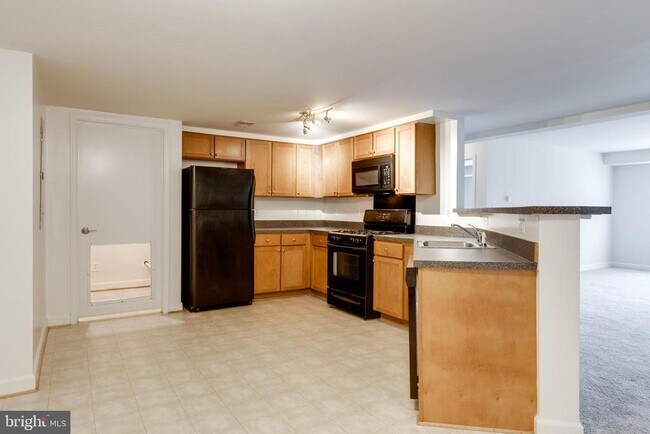 Building Photo - 1501 Van Dorn St