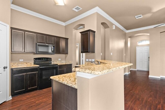 Building Photo - 3310 Greyfriar Dr