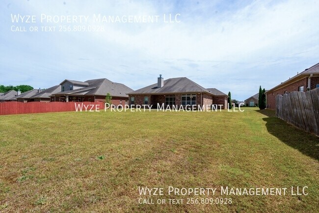 Building Photo - 410 Creekwater Cir