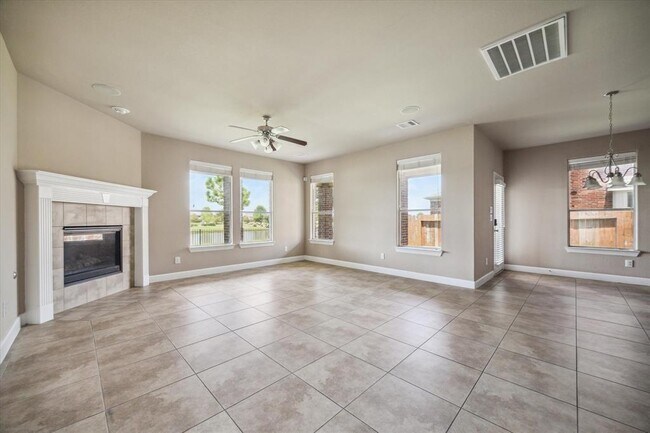 Building Photo - 25910 Celtic Terrace Dr