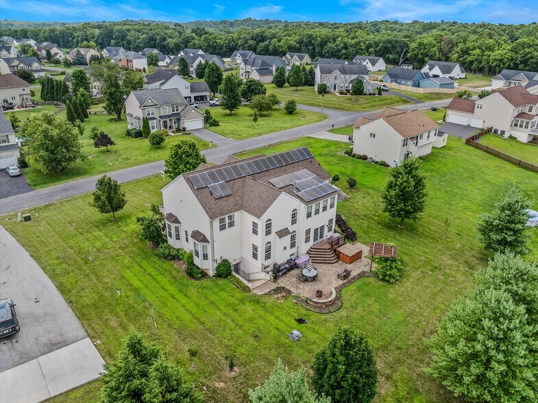 Building Photo - 288 Cirrus Way