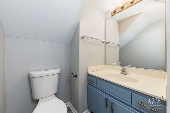 Building Photo - 2691 Stanton Ct