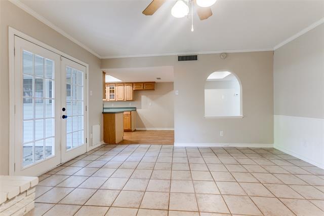 Building Photo - 1221 Middle Cove Dr