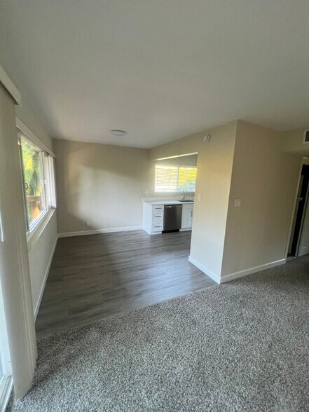 Building Photo - 1115 Sir Francis Drake Blvd