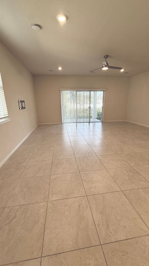 Building Photo - Grayson Square