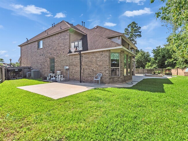 Building Photo - 5227 Preserve Park Dr