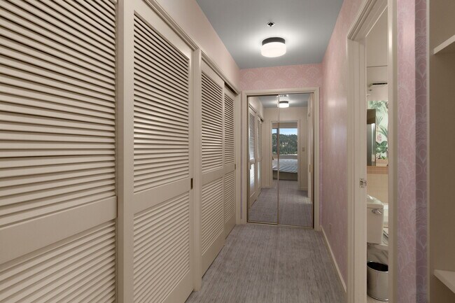 Building Photo - 1414 SW 3rd Ave