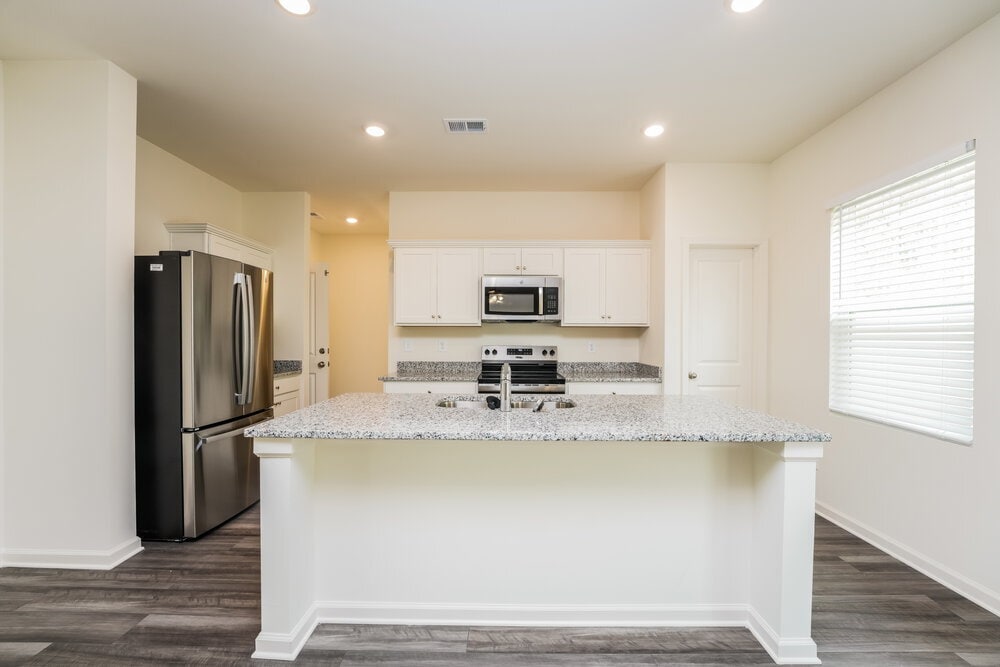 Building Photo - 7403 Cranleigh St