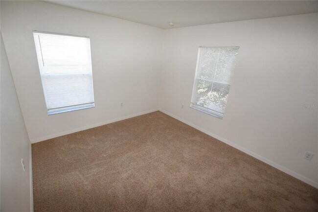 Building Photo - 622 Alfani St