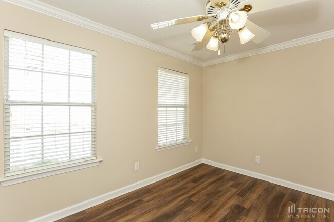 Building Photo - 9 Big Horn Ct
