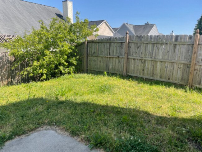 Building Photo - 1621 Brown Owl Dr