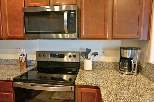 Building Photo - 5553 E Bollo St