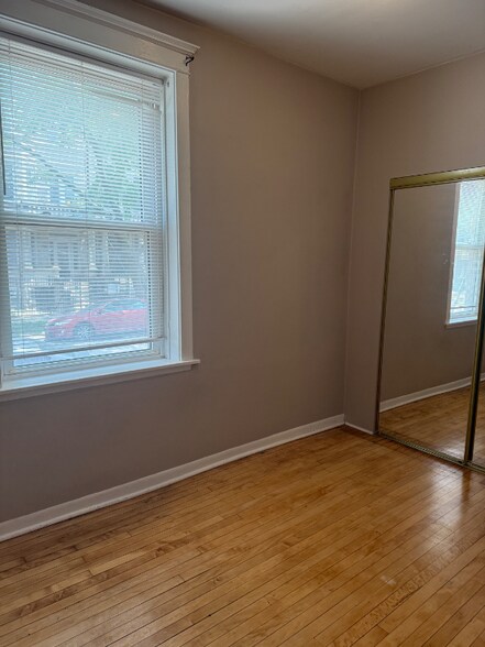 Building Photo - 2601 W Potomac Ave